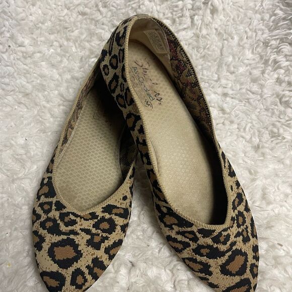 Skechers leopard prints washable stretchy flats rubber soles size 11 . - Picture 4 of 9